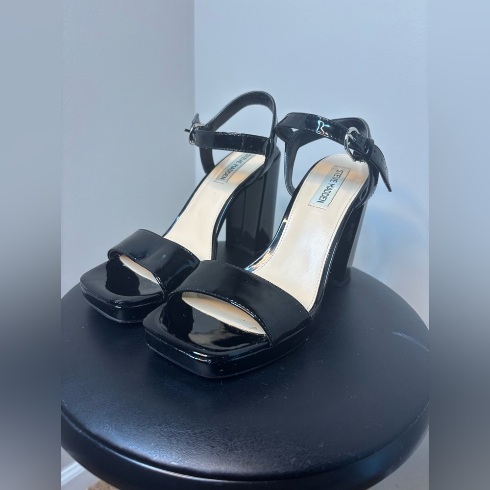 Steve Madden Black Patent Persepolis Heels